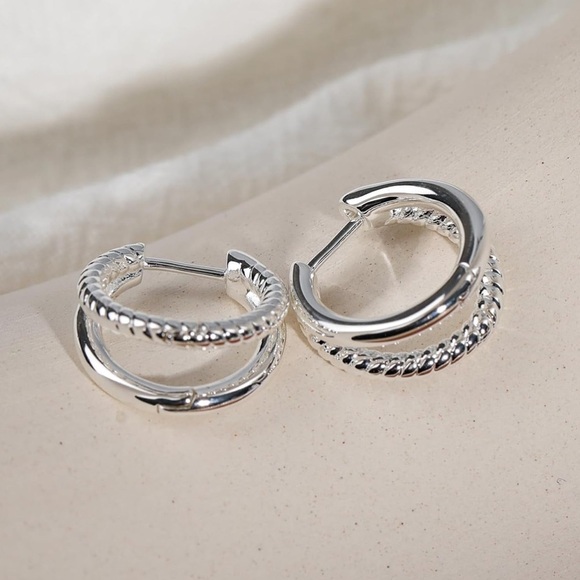 Elegant Silver Hoop Earrings | Minimalist Chic Inspired by Jennifer Aniston - Picture 4 of 5